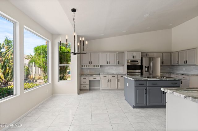 9222 E NACOMA Drive, Sun Lakes, AZ 85248