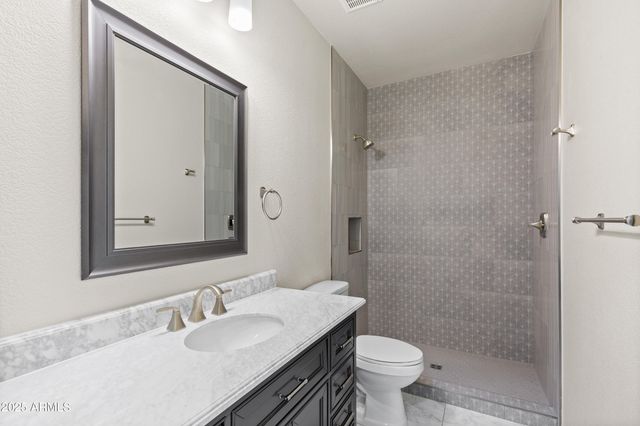 9222 E NACOMA Drive, Sun Lakes, AZ 85248