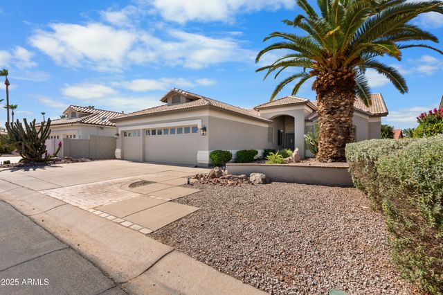 9222 E NACOMA Drive, Sun Lakes, AZ 85248