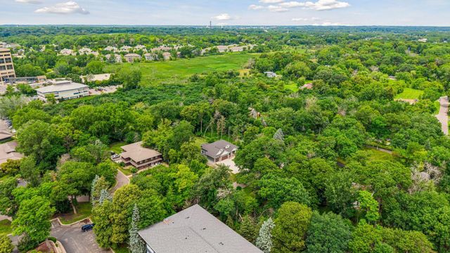 19 Westwood Road, Minnetonka, MN 55305