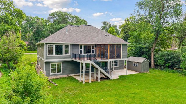 19 Westwood Road, Minnetonka, MN 55305