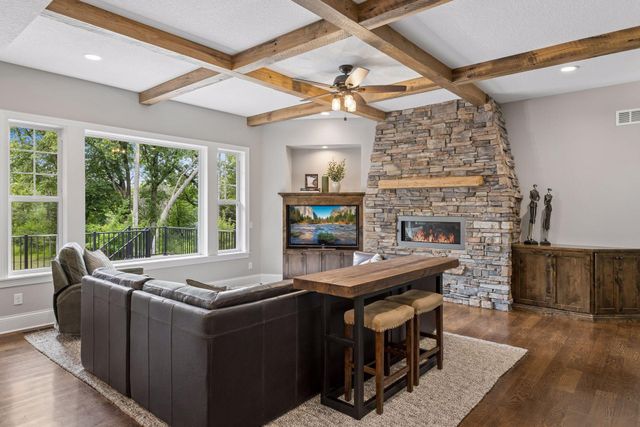 19 Westwood Road, Minnetonka, MN 55305
