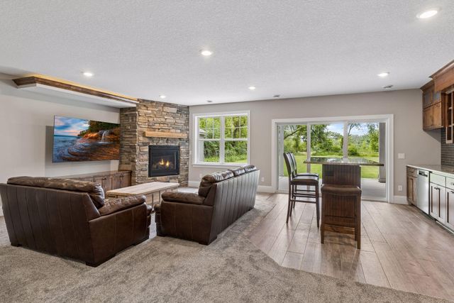 19 Westwood Road, Minnetonka, MN 55305