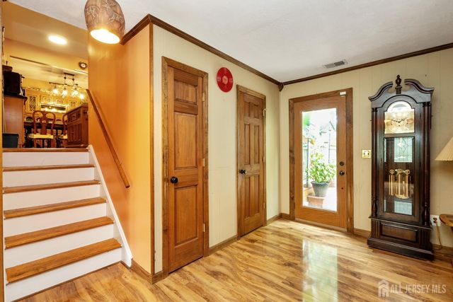 17 David Drive, North Brunswick, NJ 08902