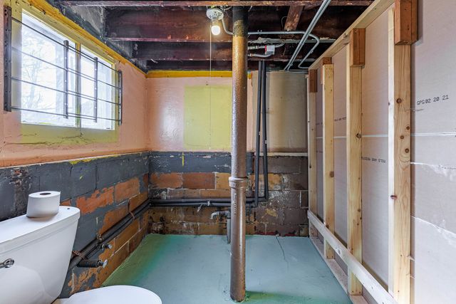 316 S 2nd Avenue, Maywood, IL 60153