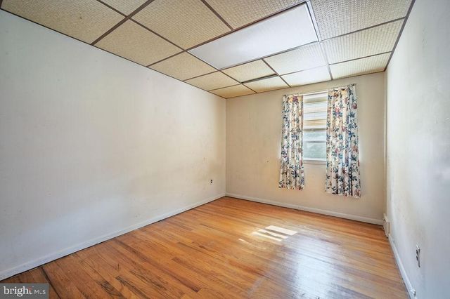 12322 WYNDOM RD, Philadelphia, PA 19154