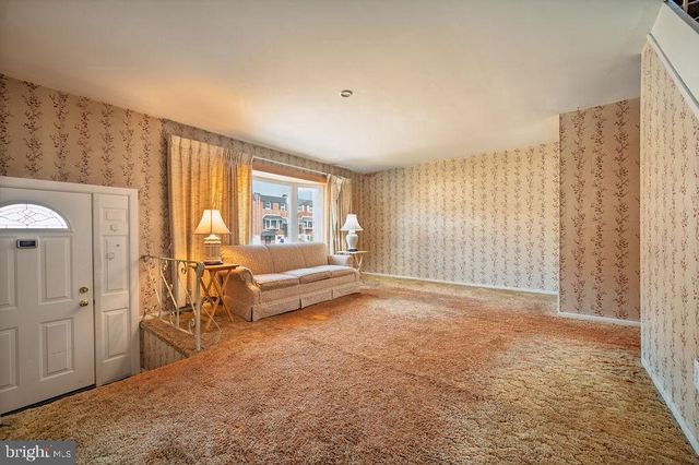 12322 WYNDOM RD, Philadelphia, PA 19154