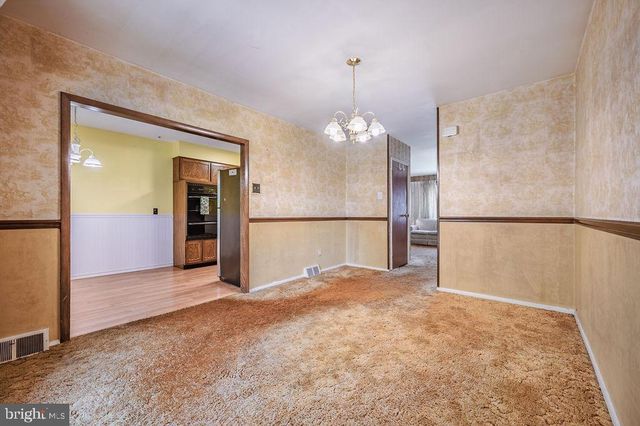 12322 WYNDOM RD, Philadelphia, PA 19154