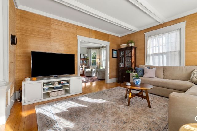 21 Chandler St, Haverhill, MA 01835