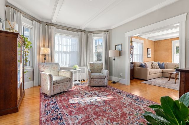 21 Chandler St, Haverhill, MA 01835