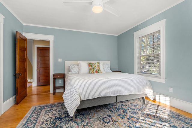 21 Chandler St, Haverhill, MA 01835