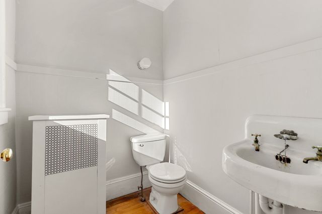 21 Chandler St, Haverhill, MA 01835