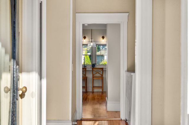 21 Chandler St, Haverhill, MA 01835