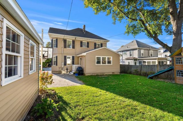 21 Chandler St, Haverhill, MA 01835