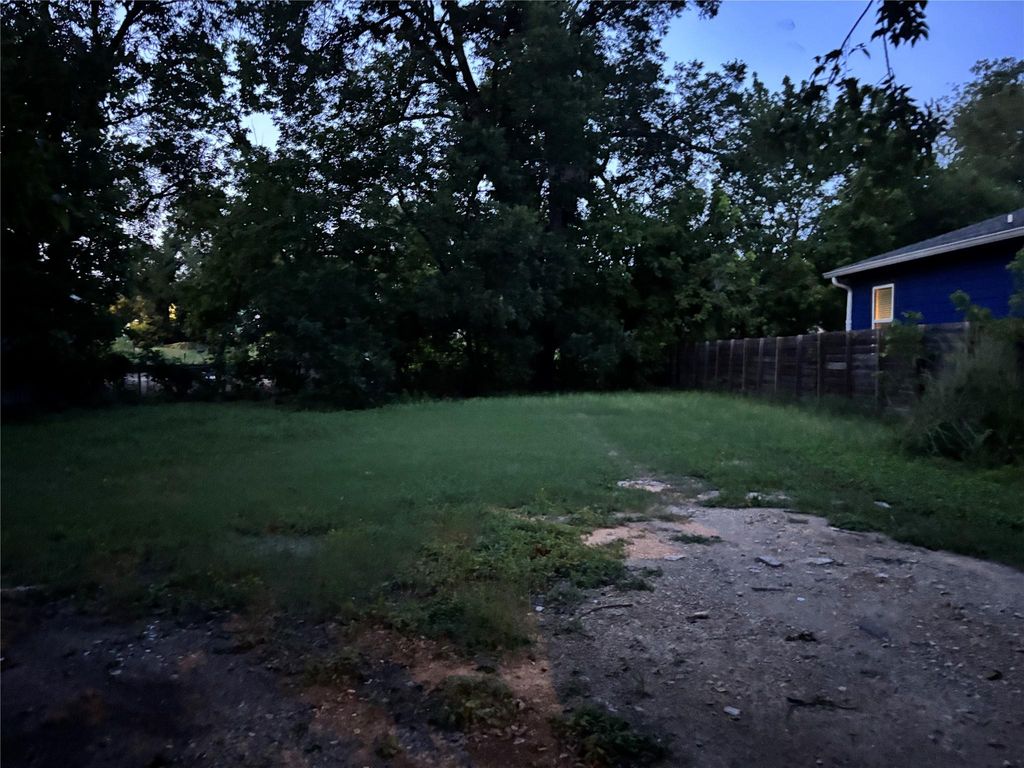 4602 E Gonzales ST, Austin, TX 78702