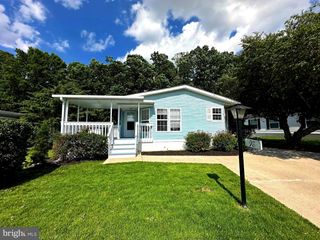 768 E GARDEN RD #98, Vineland, NJ 08360