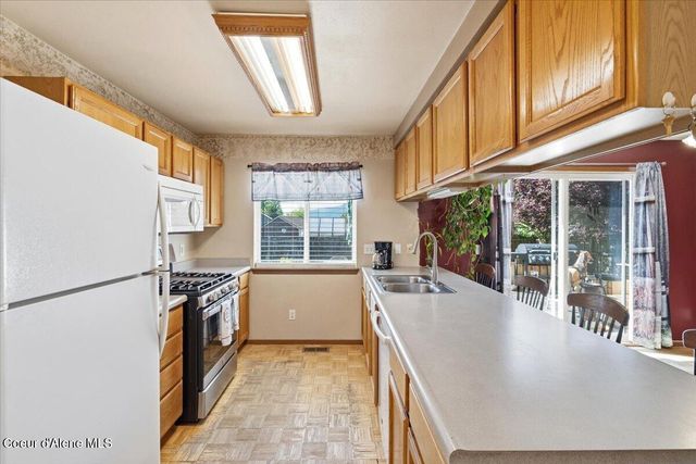 900 E Shasta AVE, Post Falls, ID 83854