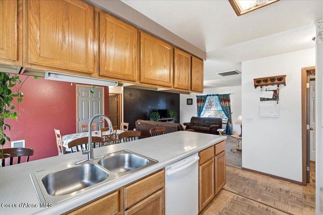 900 E Shasta AVE, Post Falls, ID 83854
