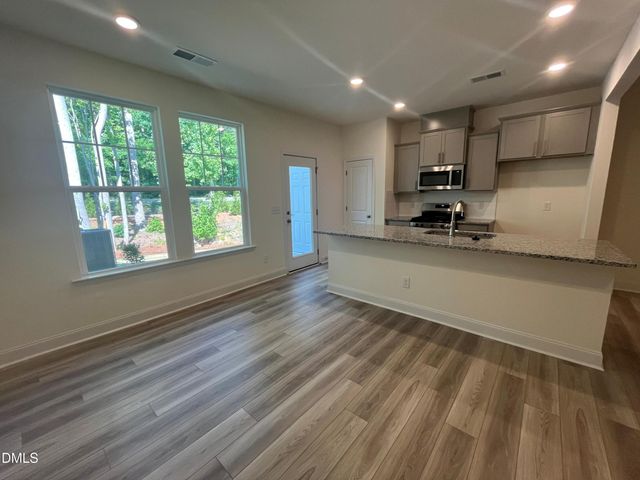 1278 Hammond Drive, Mebane, NC 27302