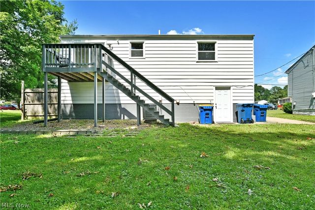 3678 Oakview Drive, Girard, OH 44420