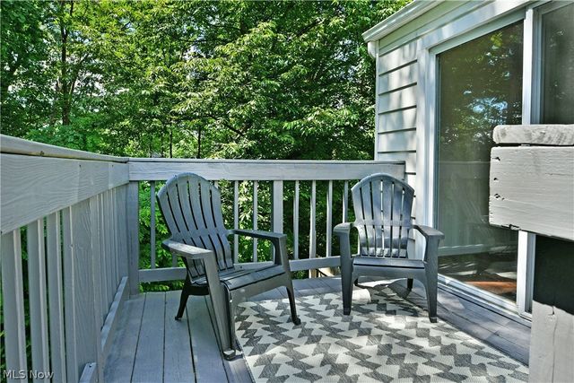 3678 Oakview Drive, Girard, OH 44420