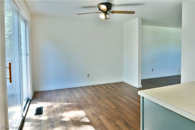 3678 Oakview Drive, Girard, OH 44420