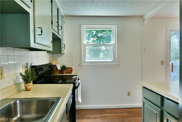 3678 Oakview Drive, Girard, OH 44420