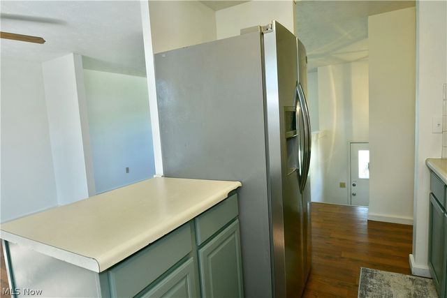 3678 Oakview Drive, Girard, OH 44420