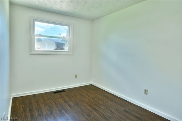 3678 Oakview Drive, Girard, OH 44420