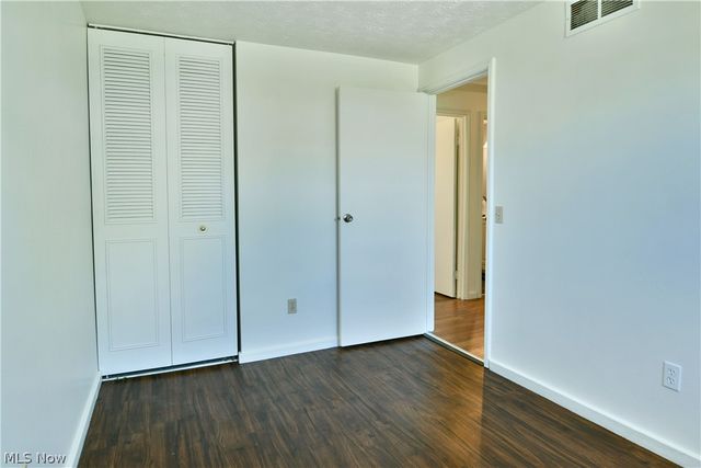 3678 Oakview Drive, Girard, OH 44420