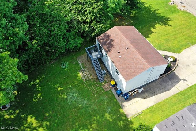 3678 Oakview Drive, Girard, OH 44420