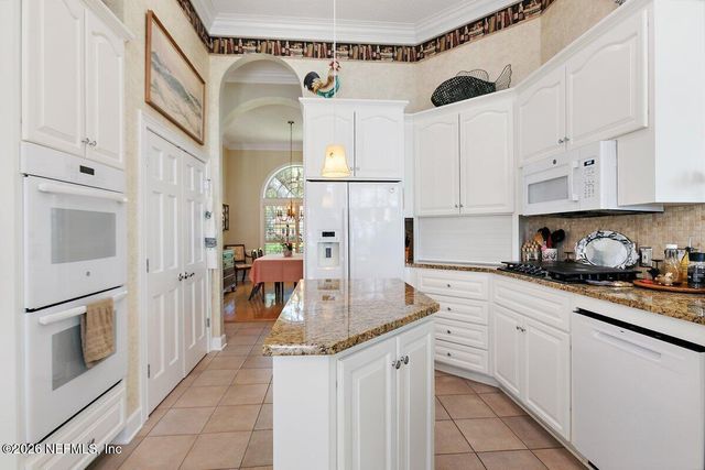 953 SHIPWATCH Drive E, Jacksonville, FL 32225