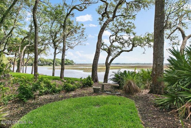 953 SHIPWATCH Drive E, Jacksonville, FL 32225