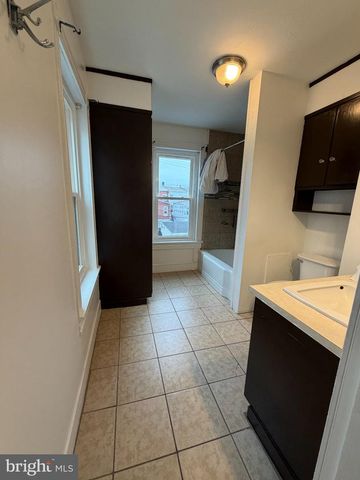 928 MULBERRY ST, Reading, PA 19604