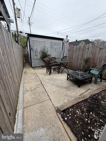 928 MULBERRY ST, Reading, PA 19604