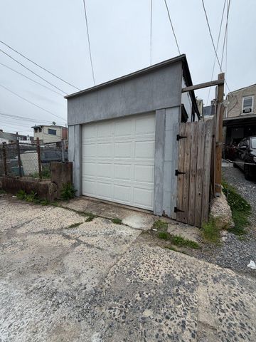 928 MULBERRY ST, Reading, PA 19604