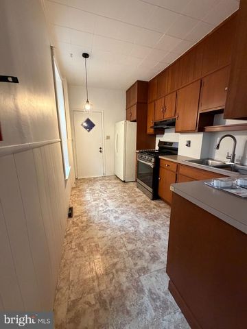 928 MULBERRY ST, Reading, PA 19604