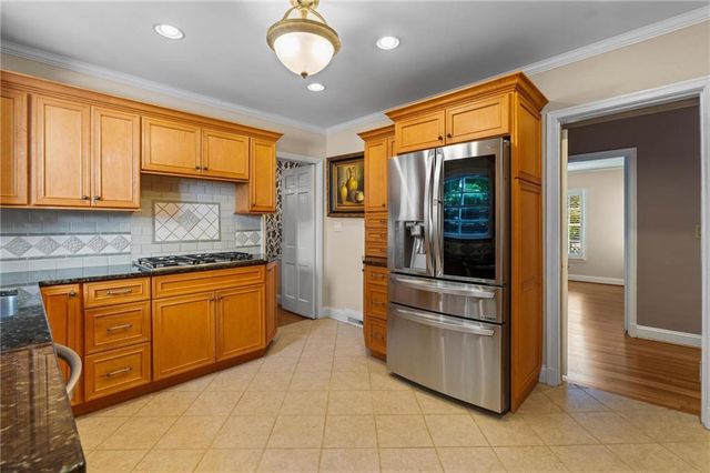 561 Peachtree Battle Avenue NW, Atlanta, GA 30305