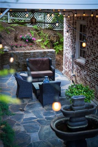 561 Peachtree Battle Avenue NW, Atlanta, GA 30305