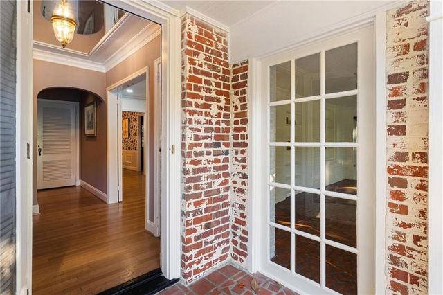 561 Peachtree Battle Avenue NW, Atlanta, GA 30305