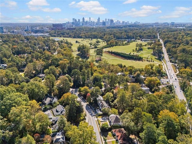 561 Peachtree Battle Avenue NW, Atlanta, GA 30305