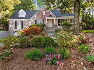 561 Peachtree Battle Avenue NW, Atlanta, GA 30305
