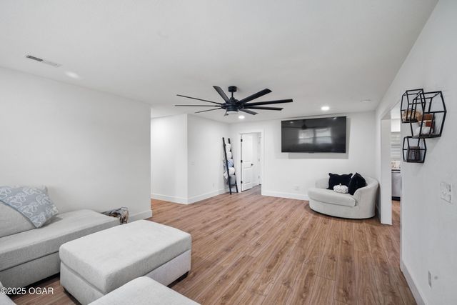 2510 Rosedale Place, Joplin, MO 64804