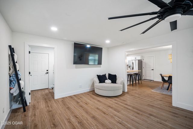 2510 Rosedale Place, Joplin, MO 64804