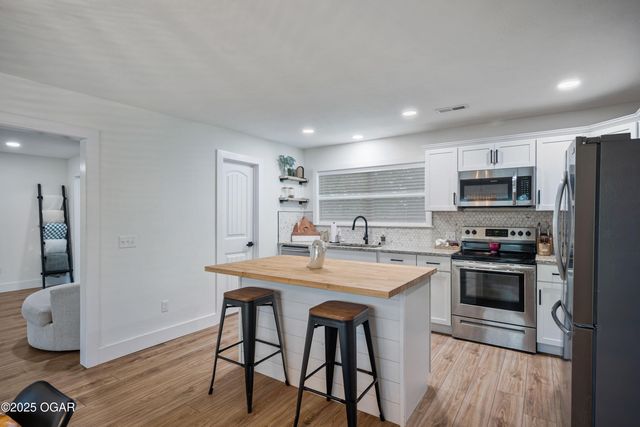 2510 Rosedale Place, Joplin, MO 64804