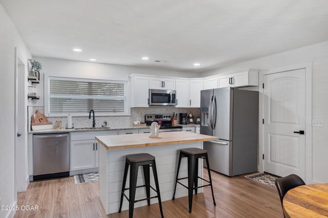 2510 Rosedale Place, Joplin, MO 64804