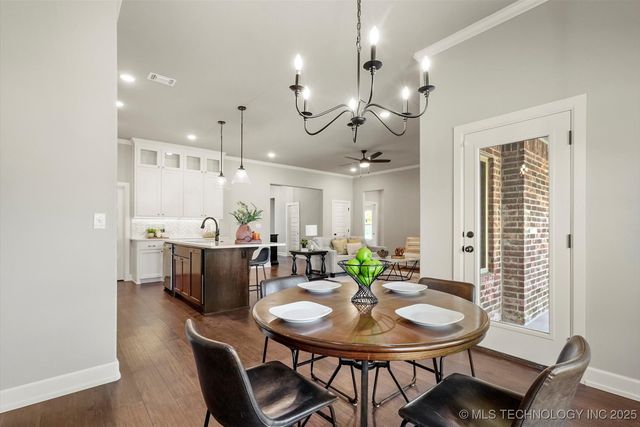 1408 N 70th Street, Broken Arrow, OK 74014