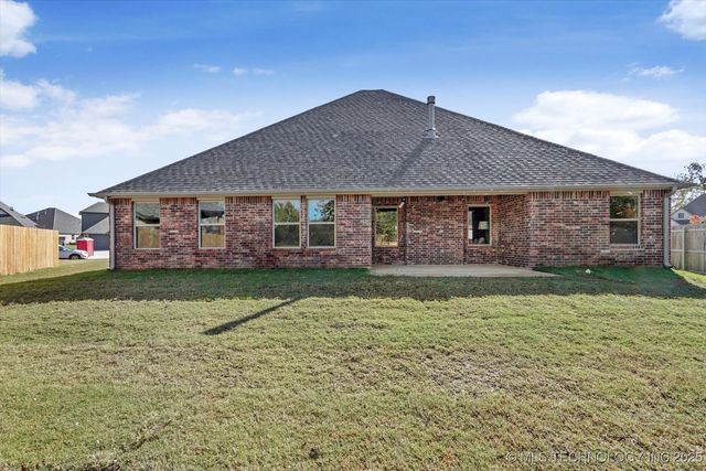 1408 N 70th Street, Broken Arrow, OK 74014