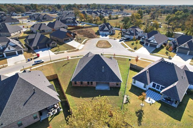 1408 N 70th Street, Broken Arrow, OK 74014