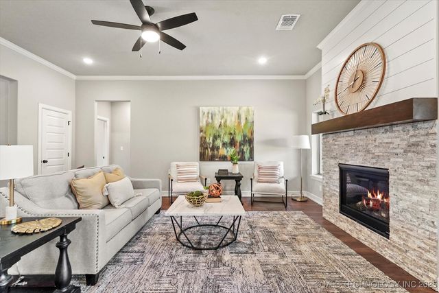 1408 N 70th Street, Broken Arrow, OK 74014